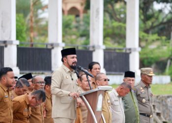 Bupati Al-Farlaky Lantik 802 PPPK Formasi 2024, Ingatkan ASN Tingkatkan Kinerja dan Kompetensi